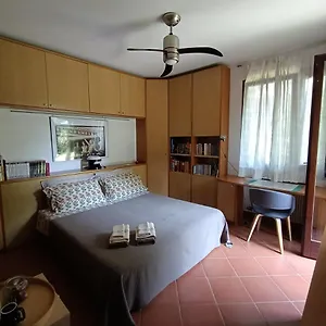 https://camera-nella-casa-dei-tigli.hotelslidodijesolo.com